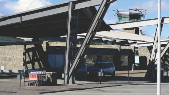 Salida del Aeropuerto de El Calafate donde te espera tu traslado privado